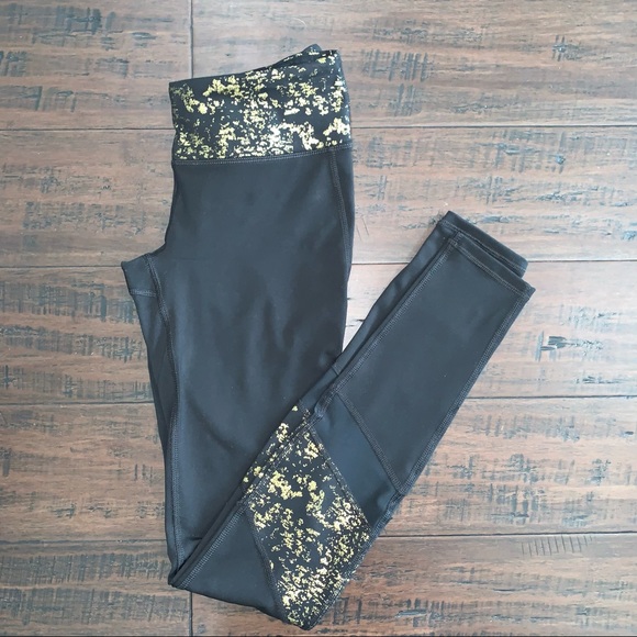 GAIAM Pants - Gaiam Black Leggings with Gold Accent and Mesh Panels